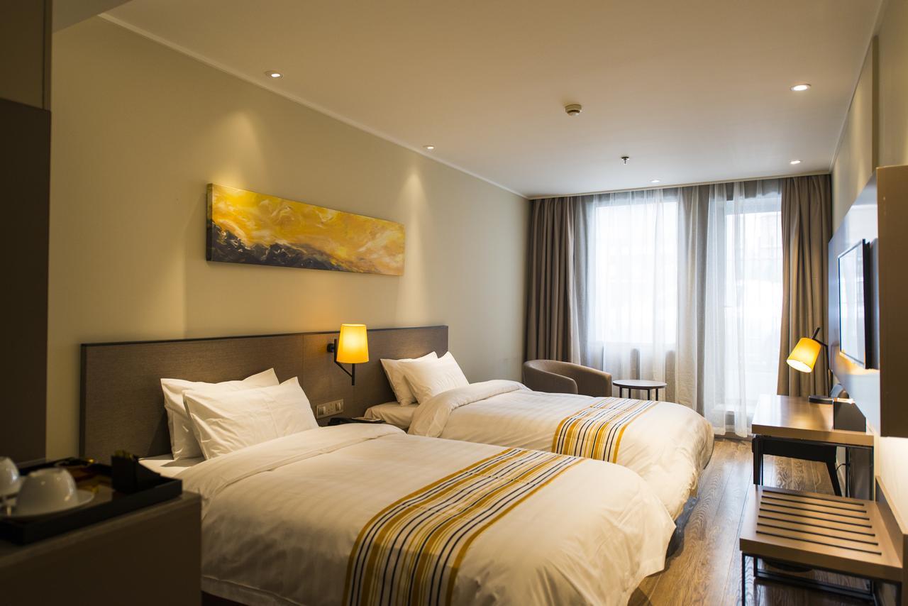 Home Inn Plus Shanghai Zhangjiang Park Dış mekan fotoğraf